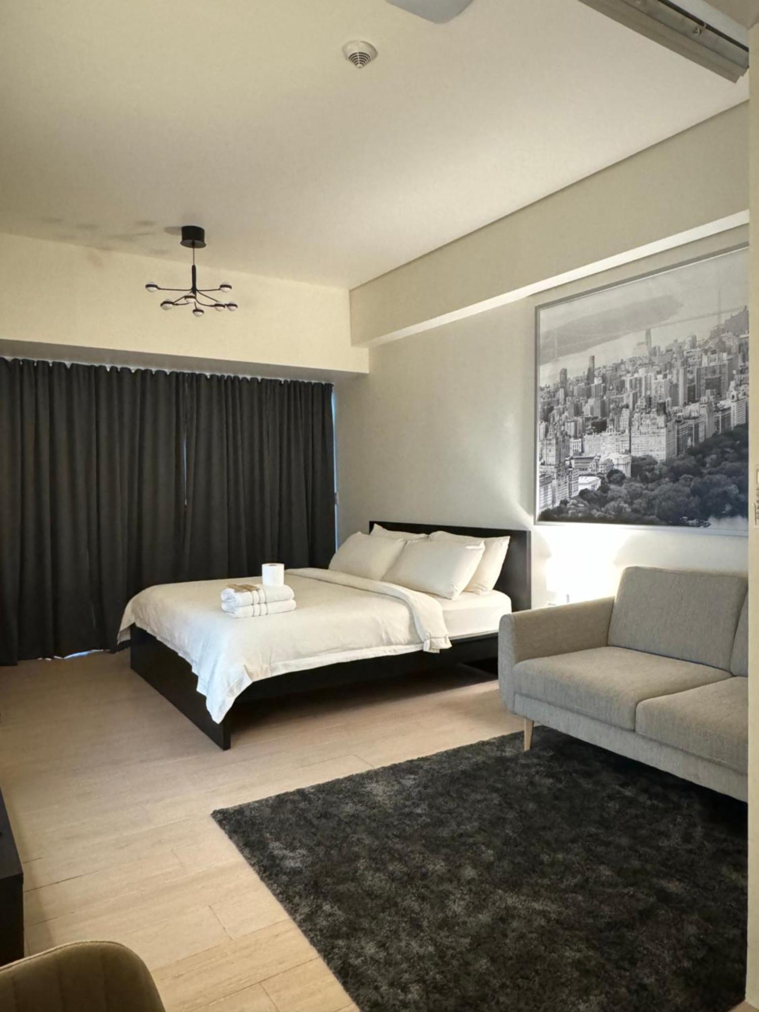 81 Newport Blvd Cluster 4 Unit B 3Rd Flr By Rechelle Nunag Pasay Exterior photo
